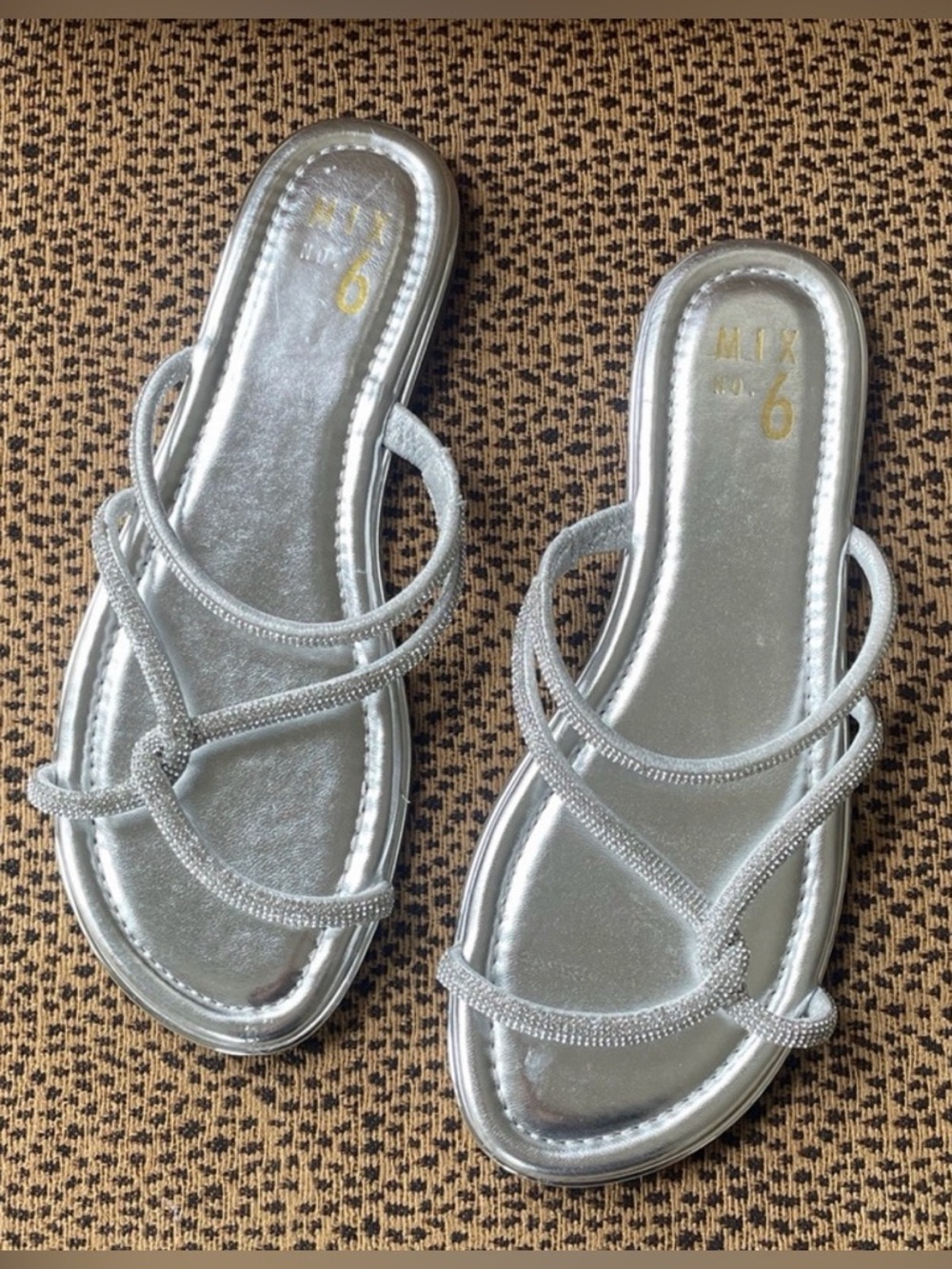 Mix No.6 Zoet Flat Sandal